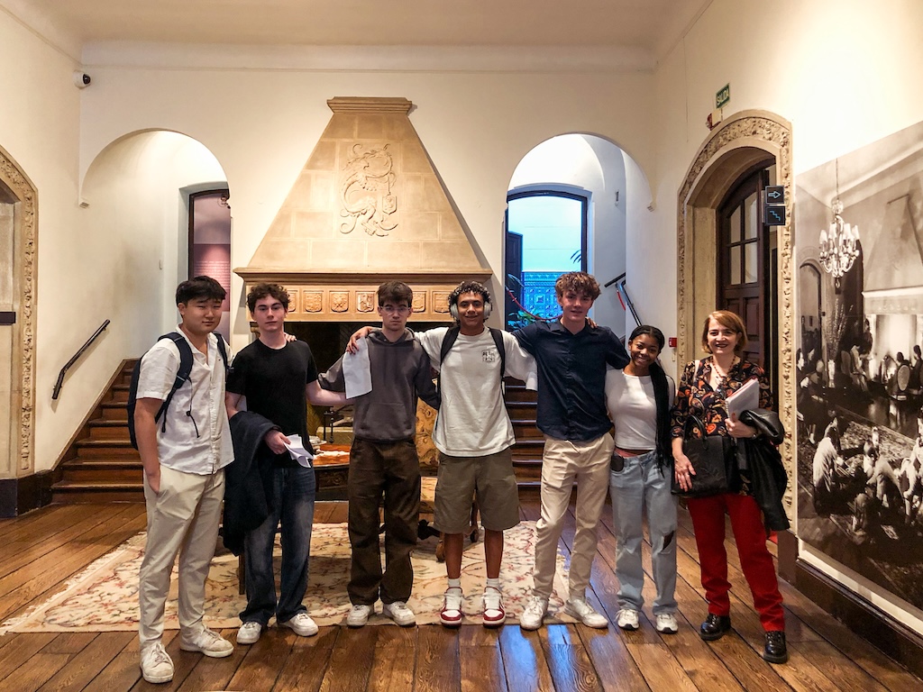 Verto study abroad students on an excursion to the Evita Museum in Argentina.