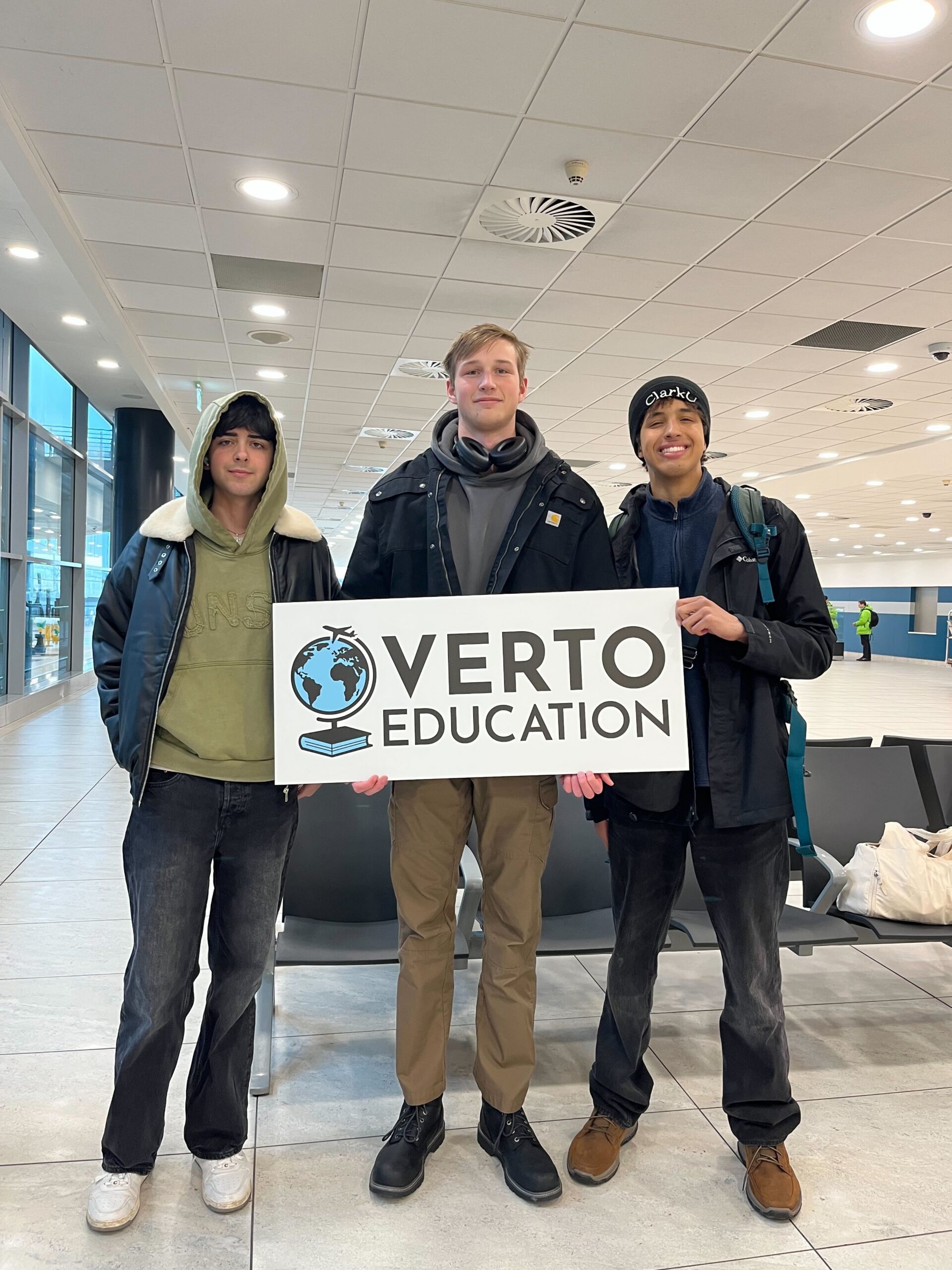 Discovery Zone Digest: Navigating the First Month of Study Abroad