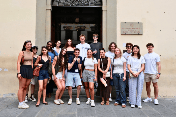 A Verto care team on a walking tour in Florence, Italy.
